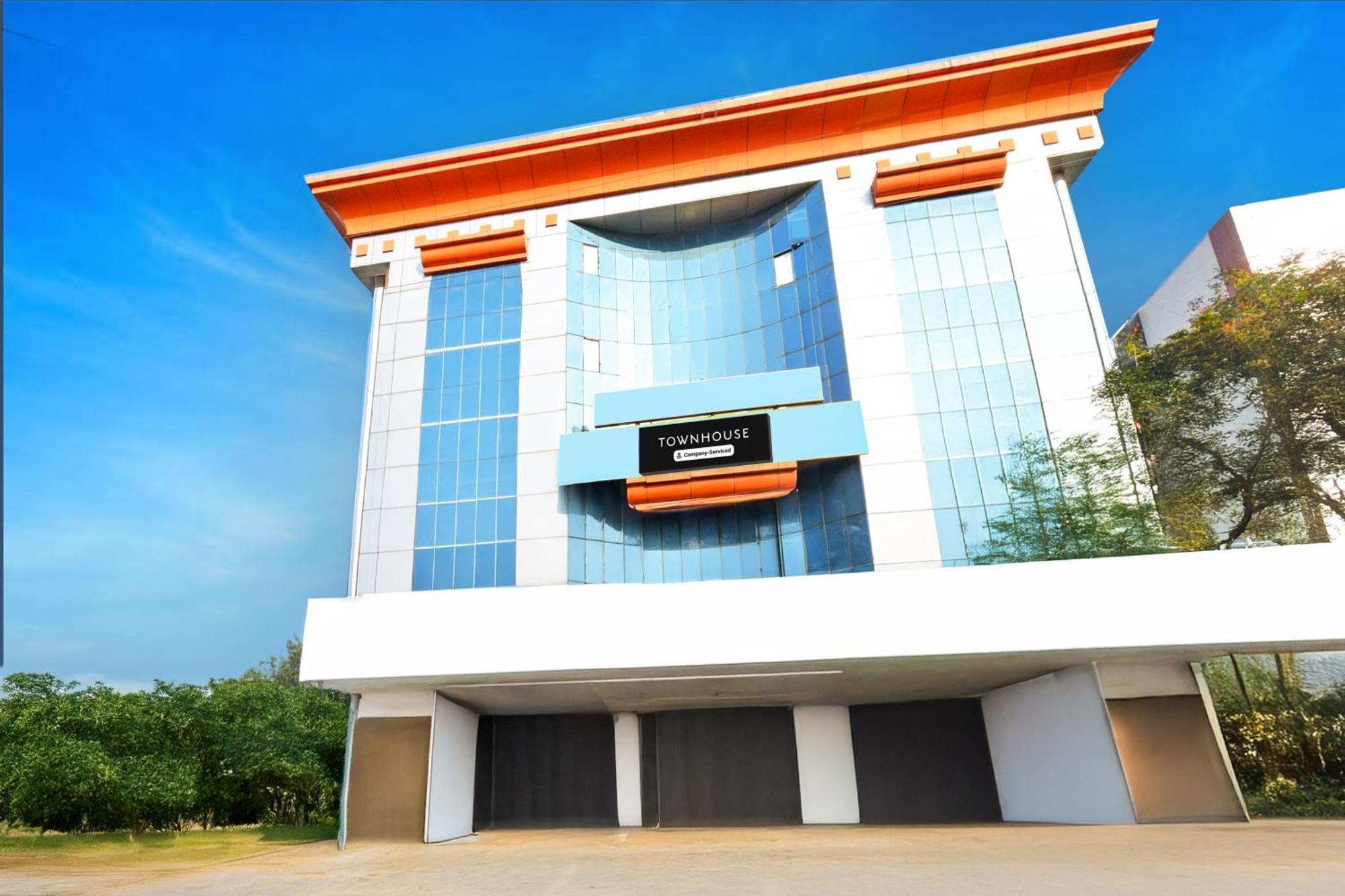 Super Townhouse Ameerpet Balkampet Road Hajdarábád Exteriér fotografie