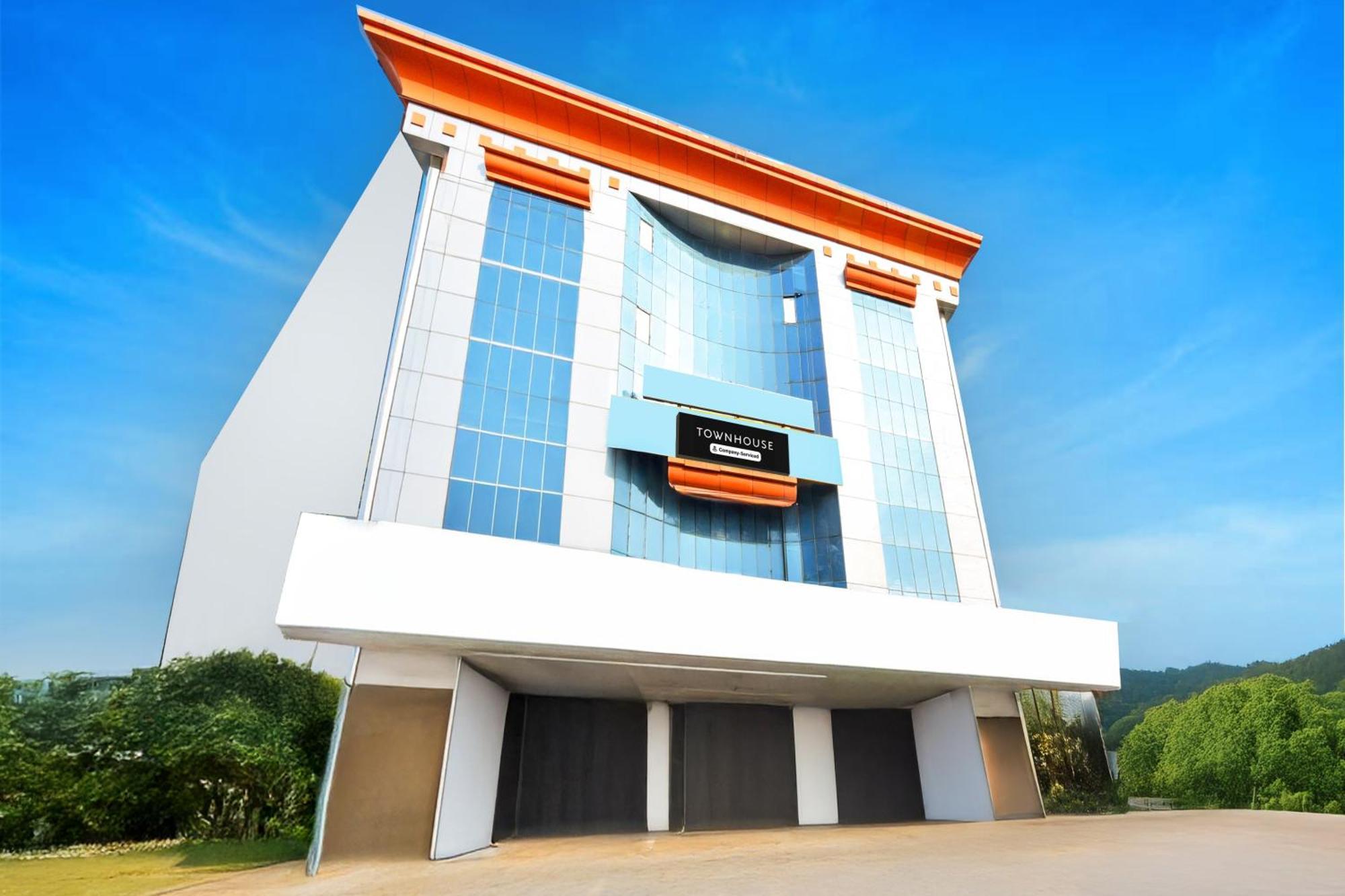 Super Townhouse Ameerpet Balkampet Road Hajdarábád Exteriér fotografie