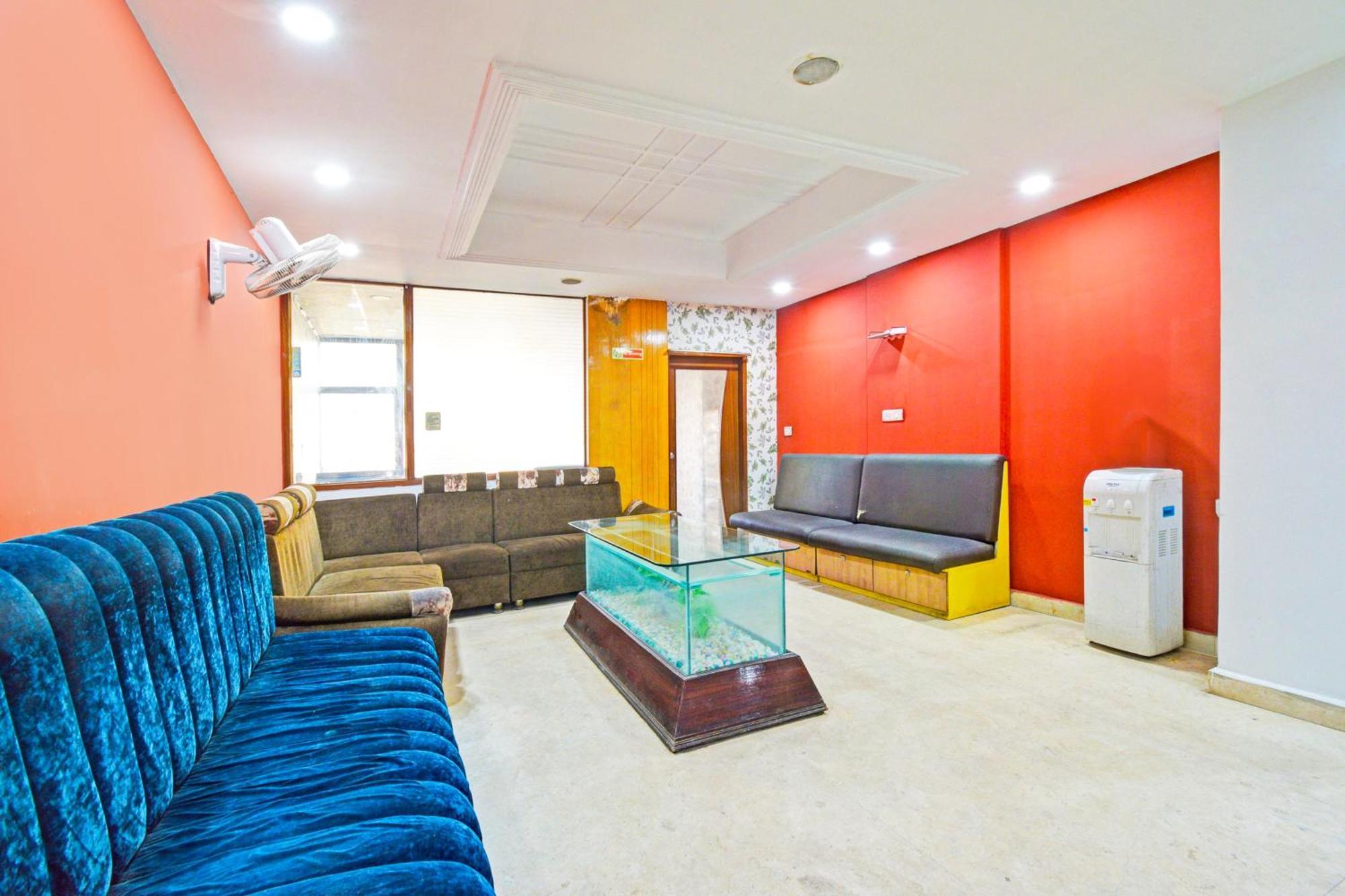 Super Townhouse Ameerpet Balkampet Road Hajdarábád Exteriér fotografie