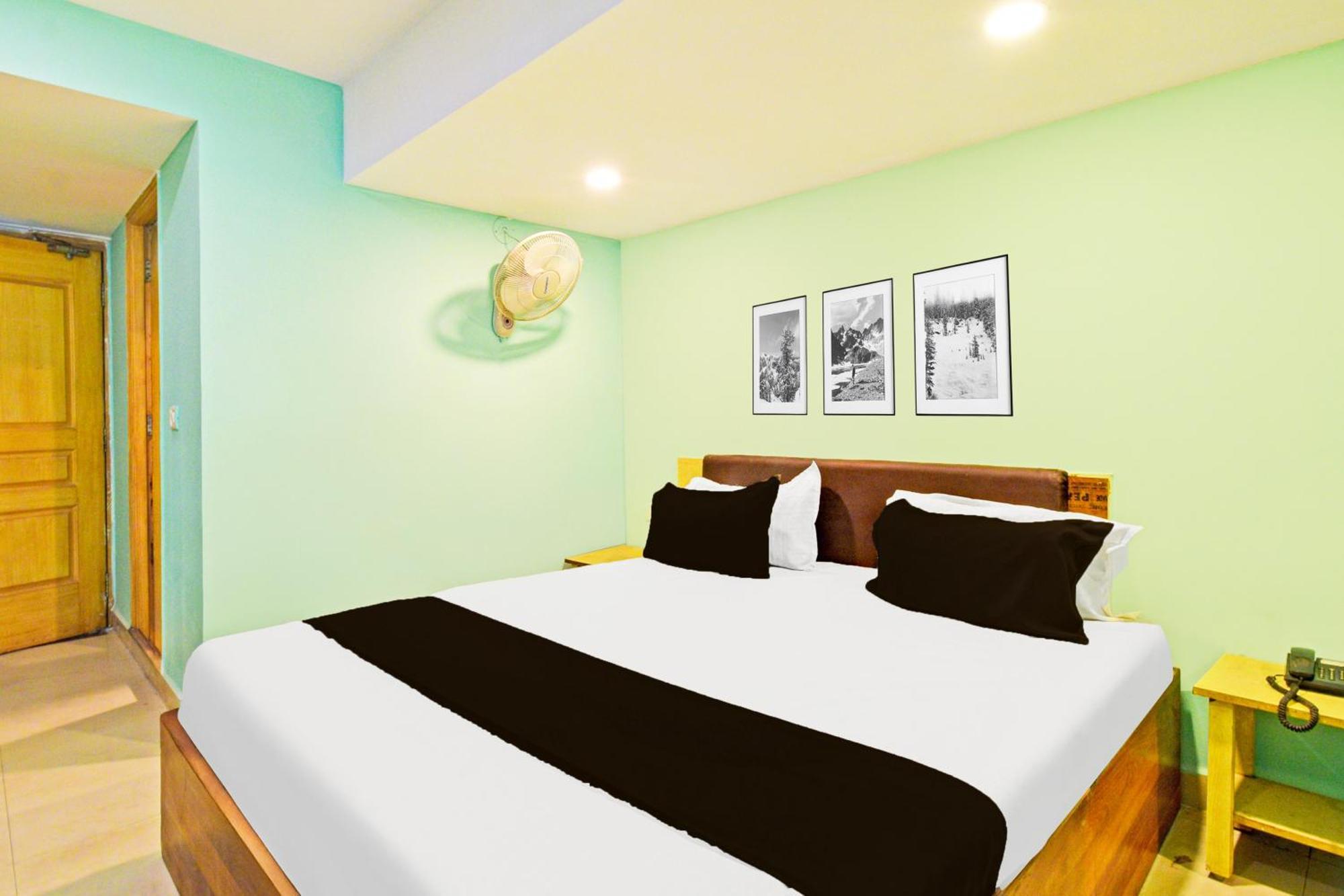 Super Townhouse Ameerpet Balkampet Road Hajdarábád Exteriér fotografie