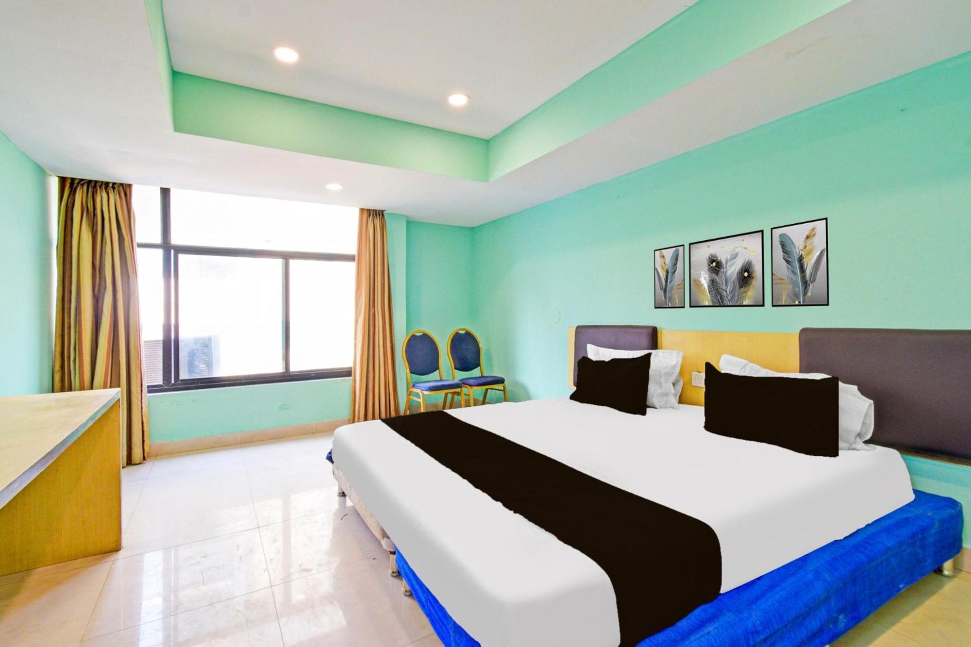 Super Townhouse Ameerpet Balkampet Road Hajdarábád Exteriér fotografie