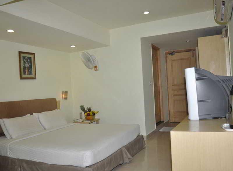 Super Townhouse Ameerpet Balkampet Road Hajdarábád Exteriér fotografie